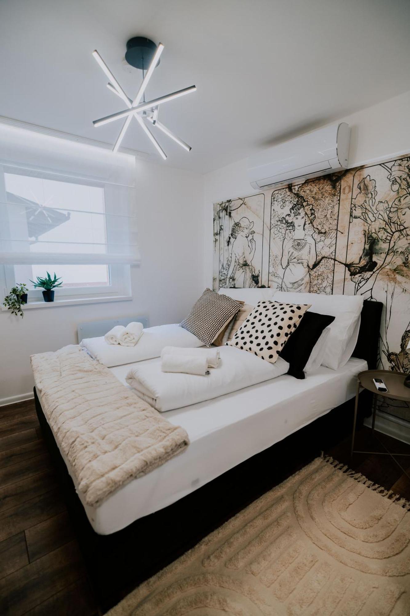 Maison De Luxe Szeged Kültér fotó